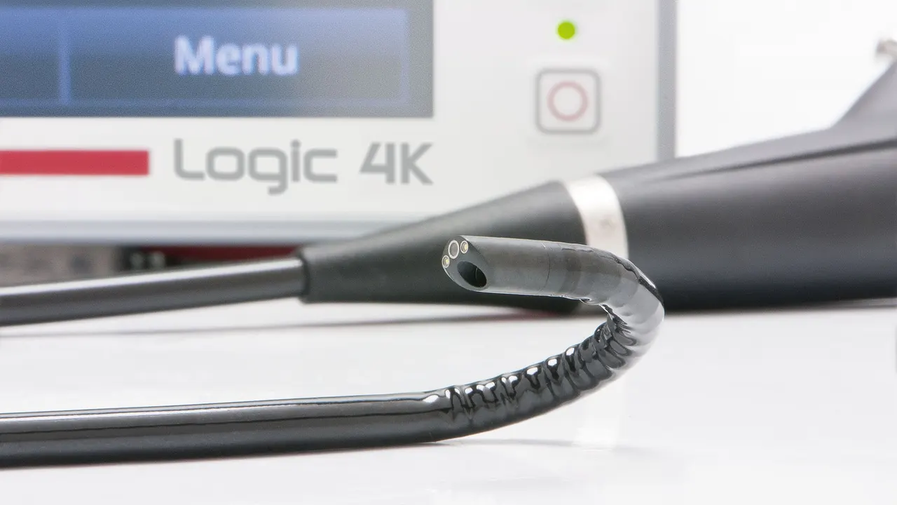 Endoscópio flexível de sensor no ENDOCAM Logic 4K